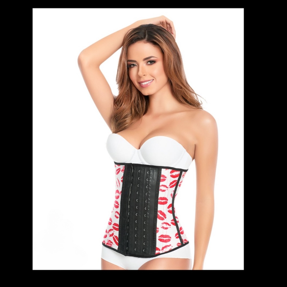 Red Kisses Lips Print Waist Trainer XS - Open Package Waist Trainer NWOT - Picture 7 of 9